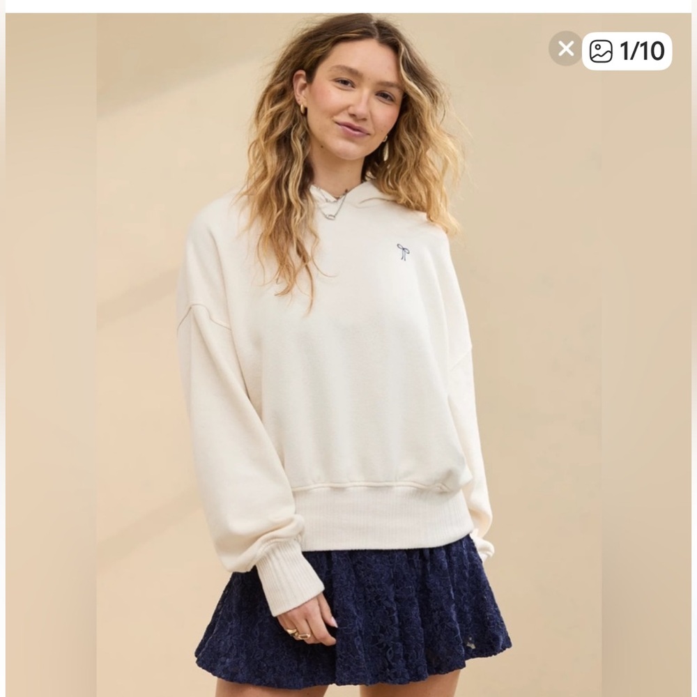 Aerie Off-White Embroidered Bow Sweatshirt NWT large